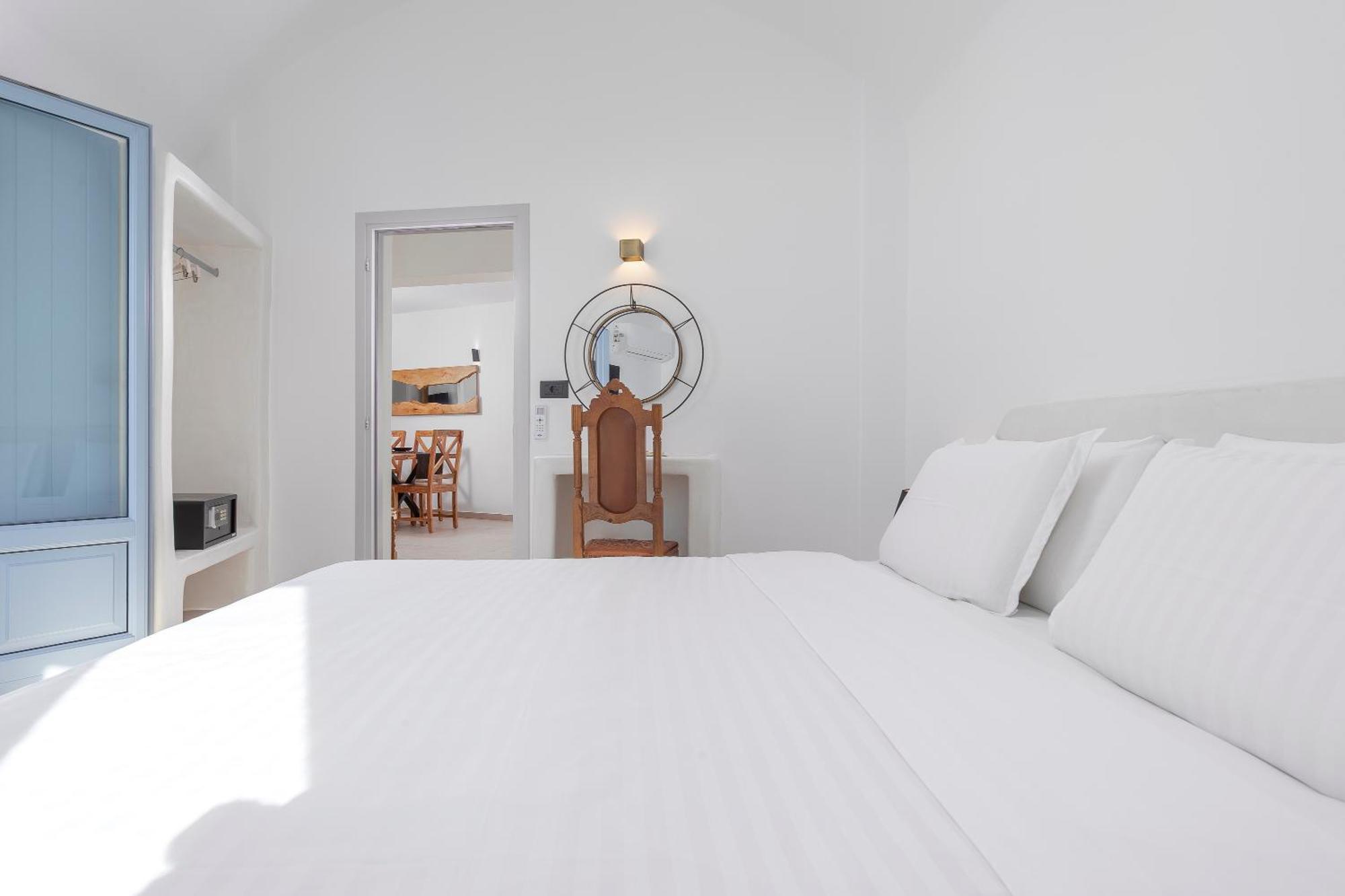 Sole D'Oro Luxury Suites Oia  Habitación foto
